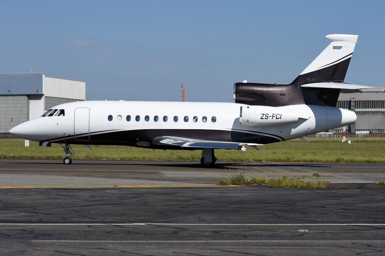 emptyLeg