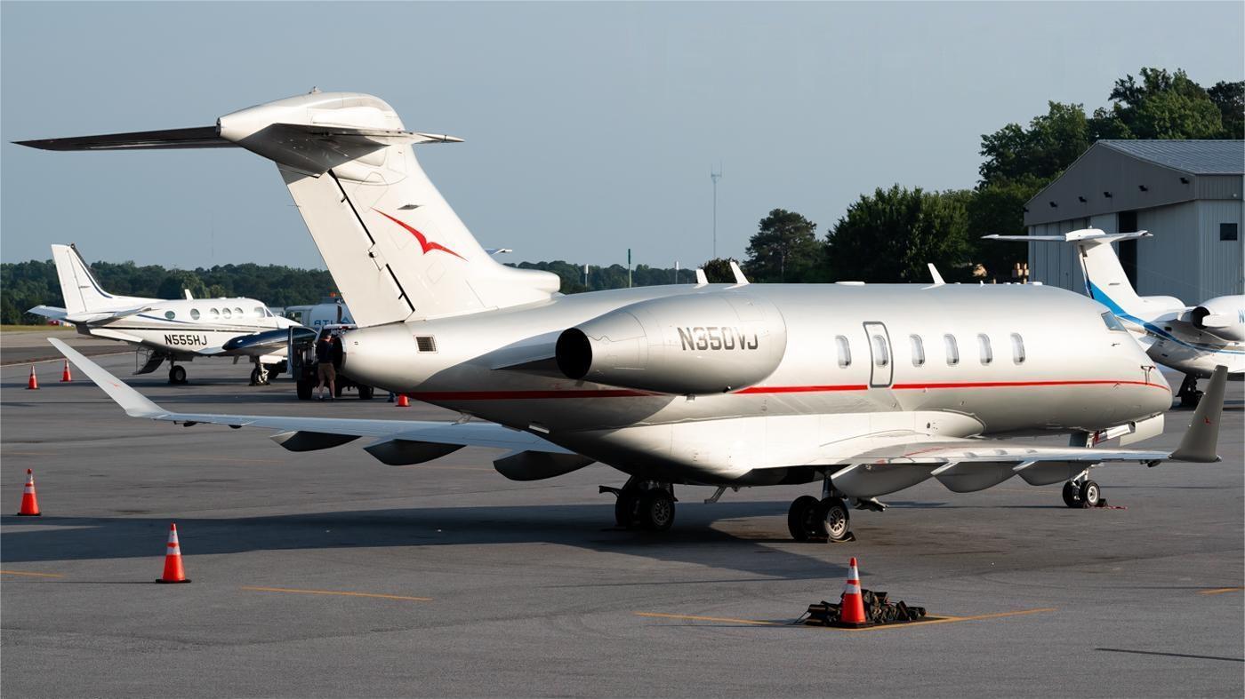 emptyLeg