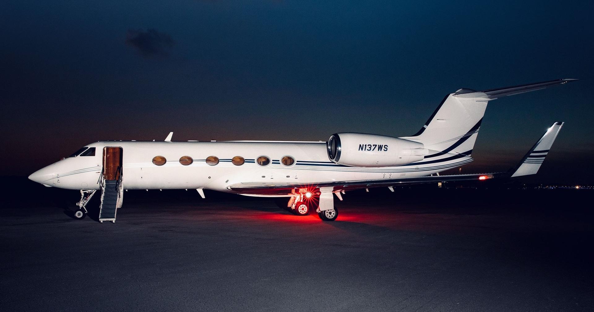 emptyLeg