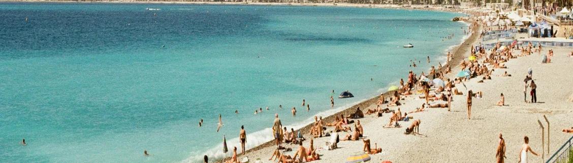 London to Nice private jet route background