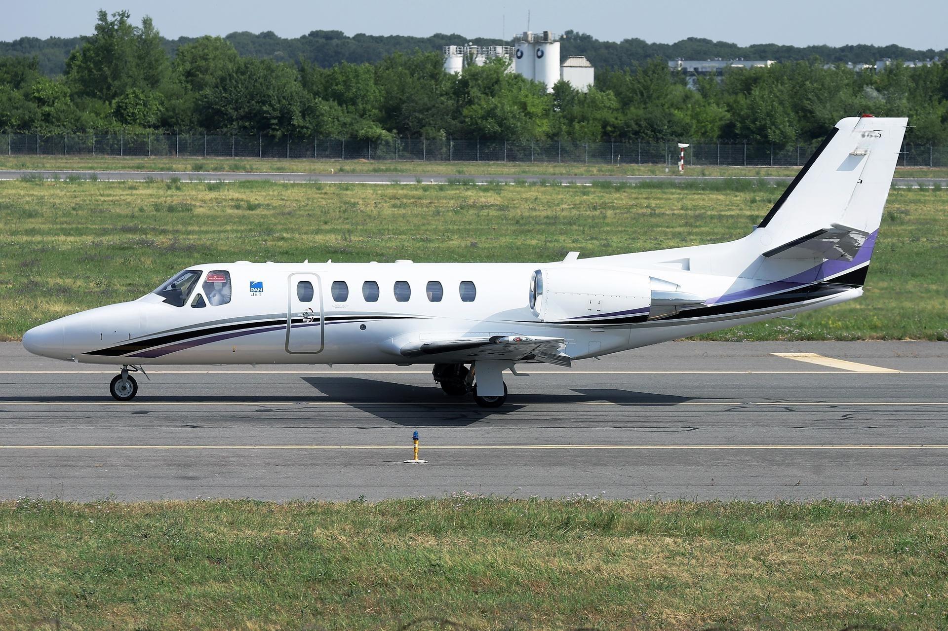 emptyLeg