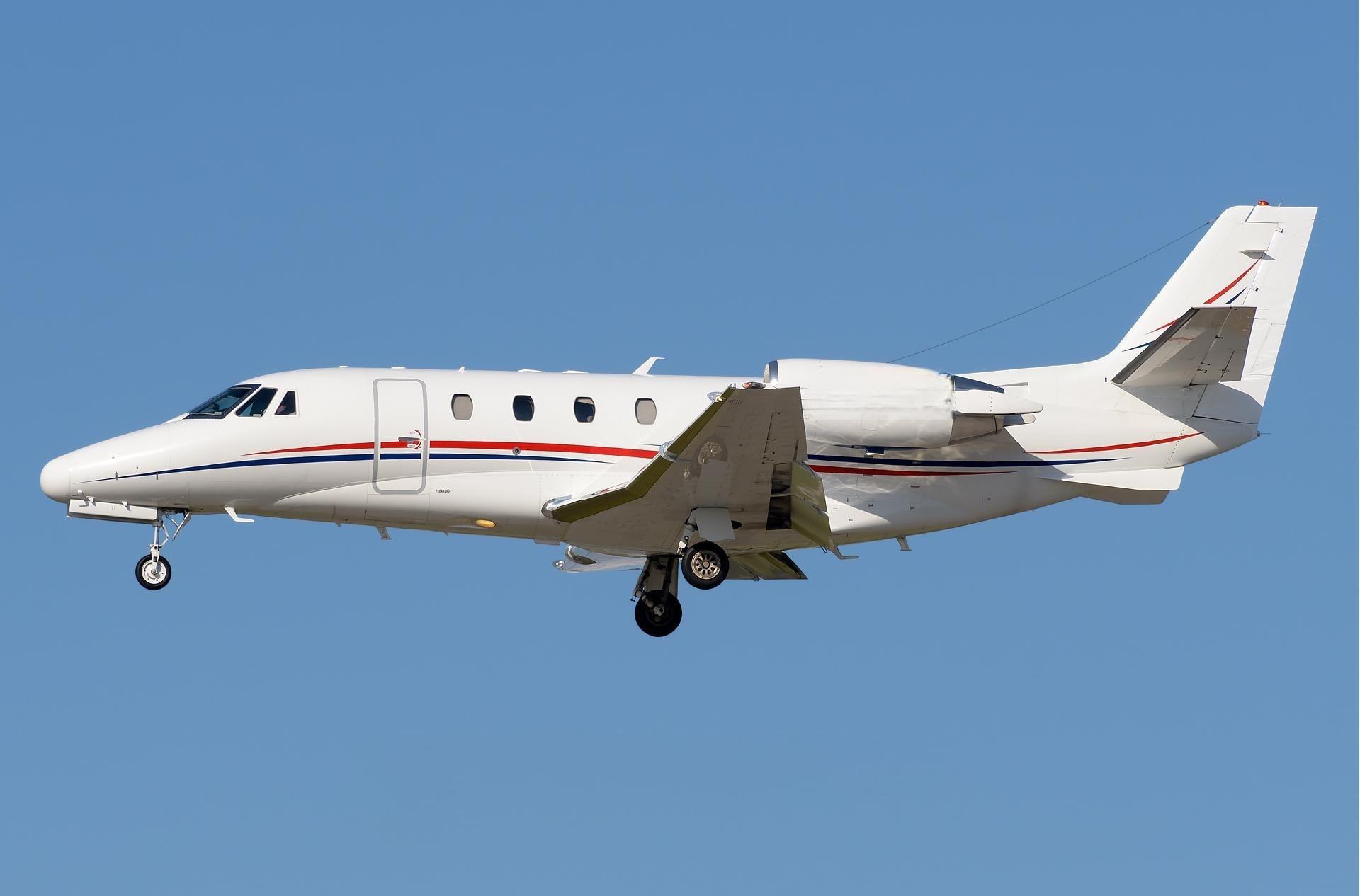 emptyLeg