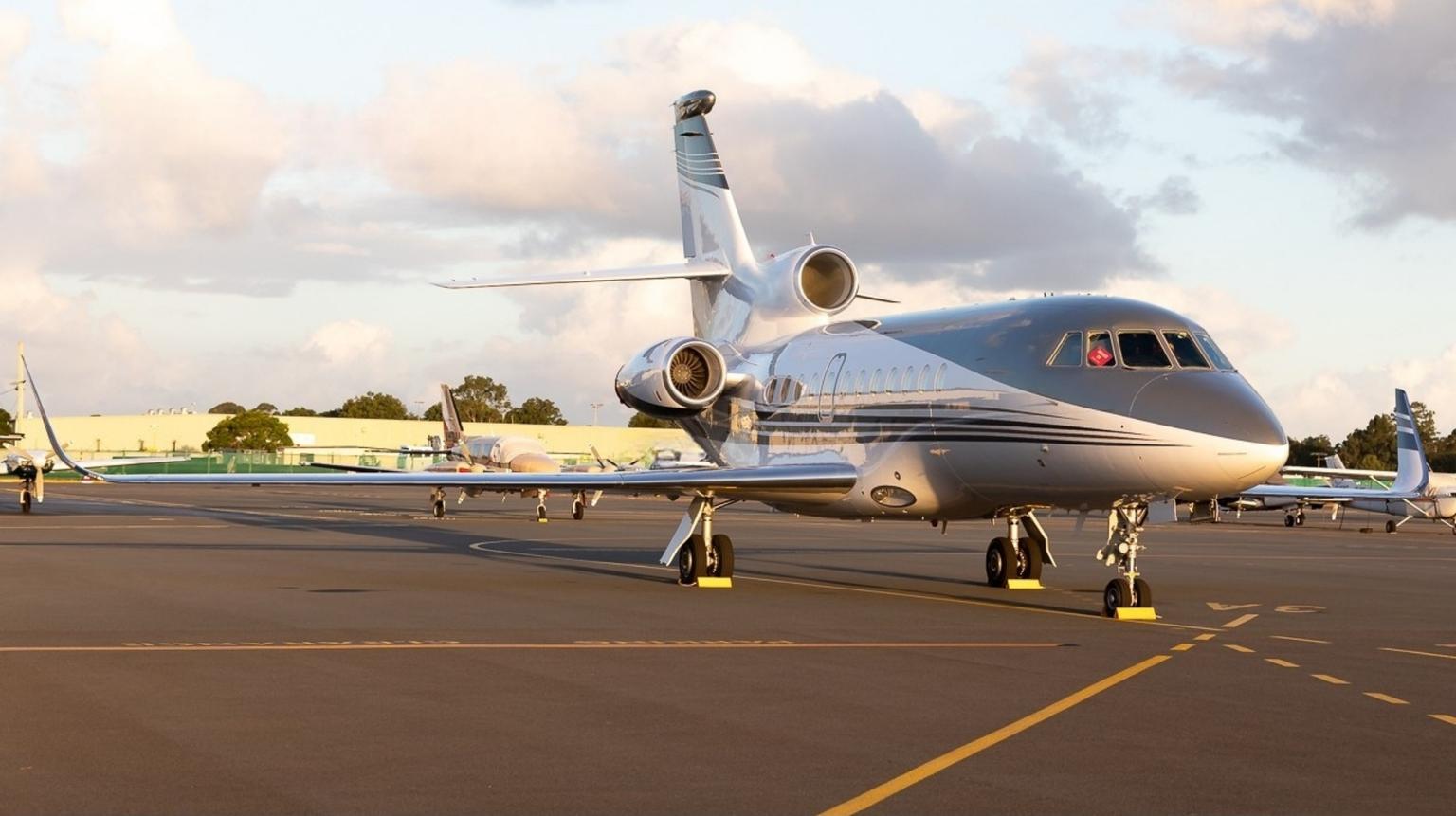 emptyLeg