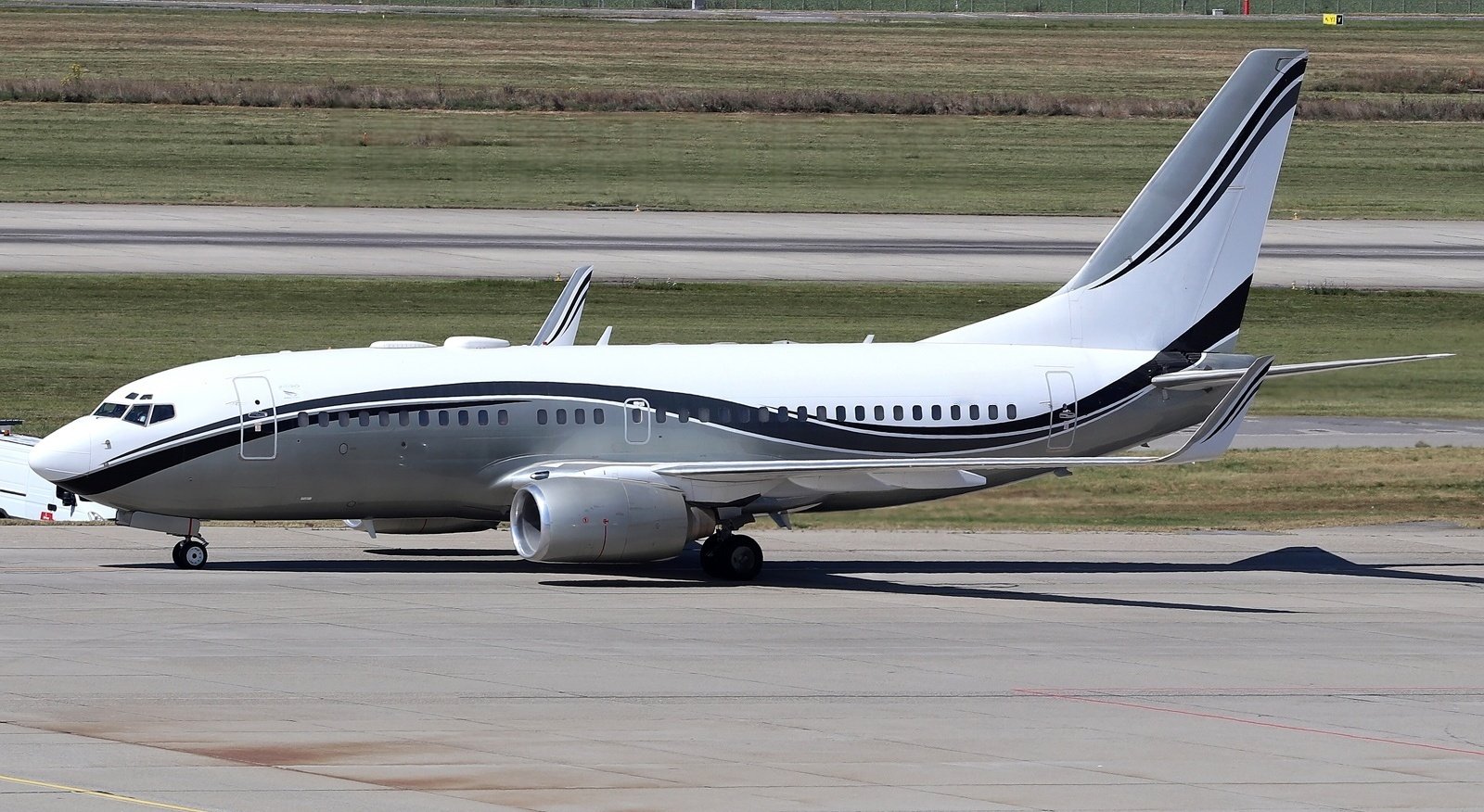 emptyLeg