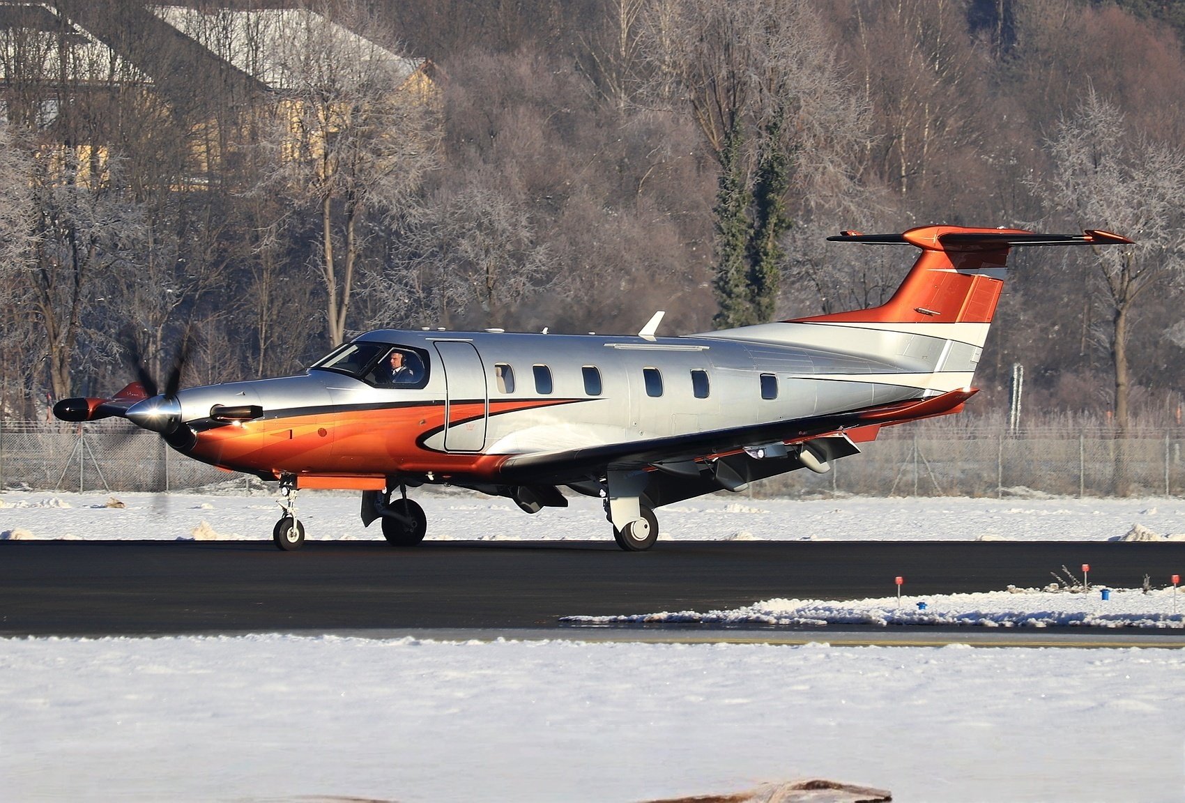 emptyLeg