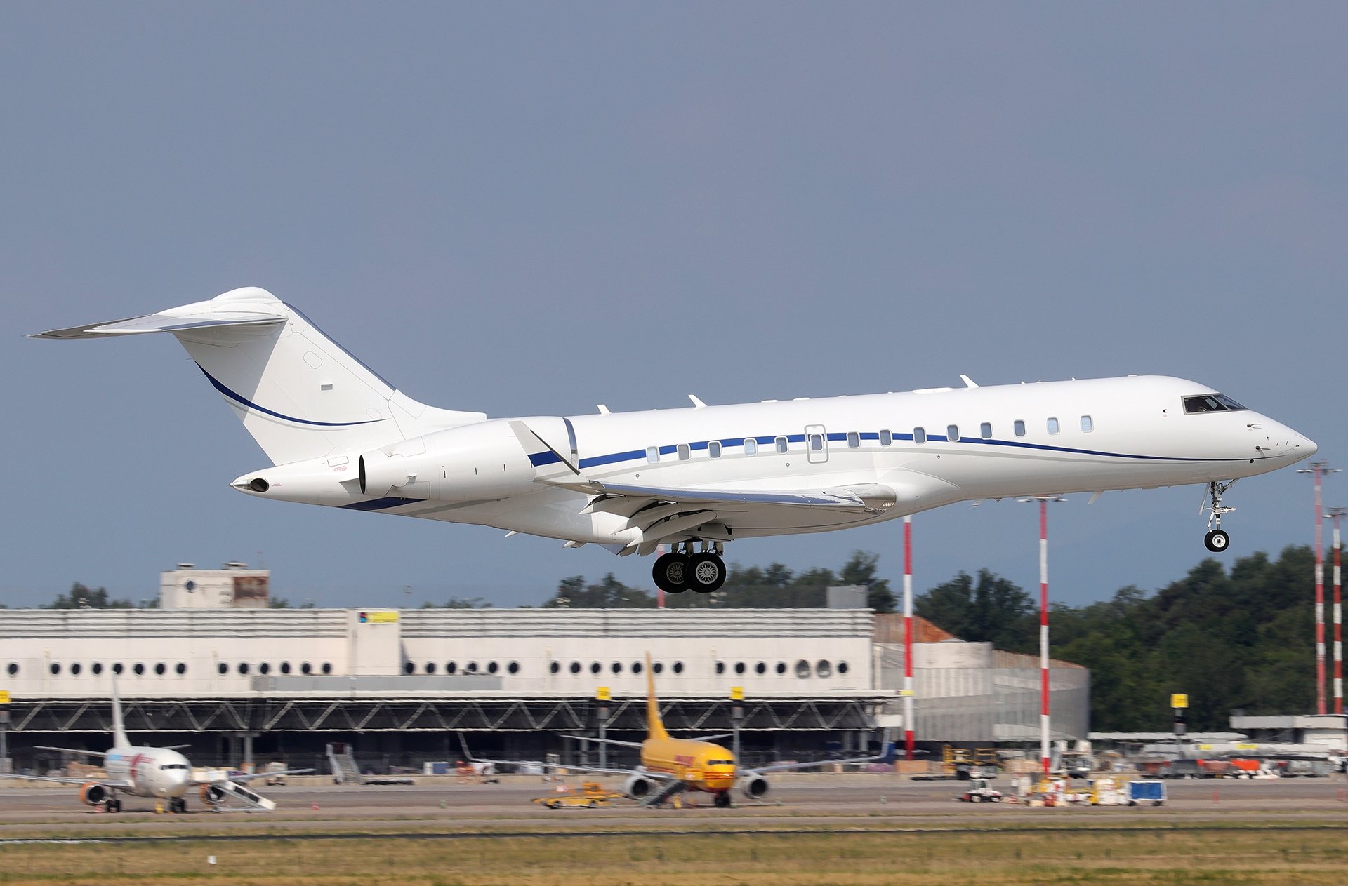 emptyLeg