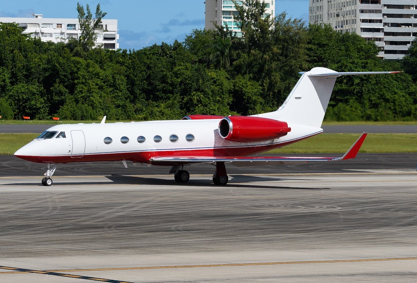 emptyLeg