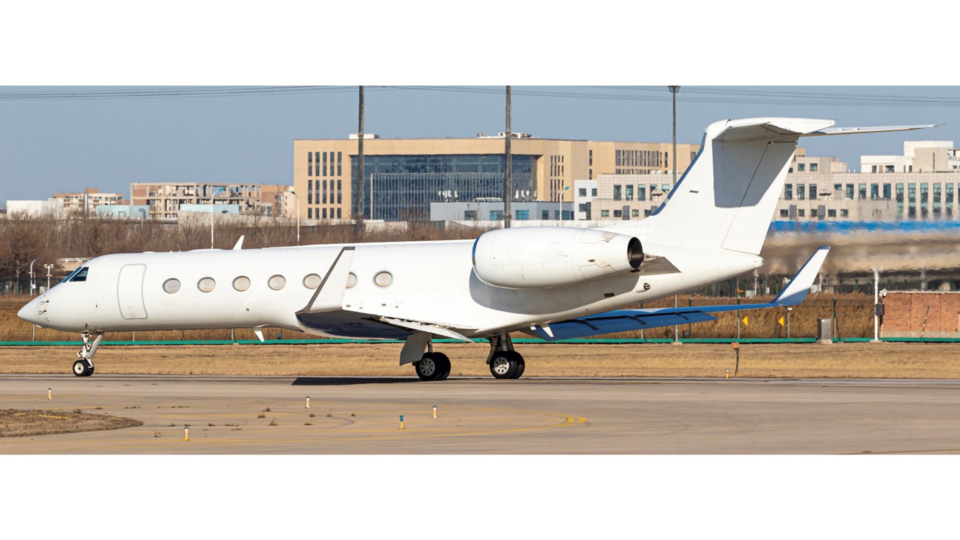 emptyLeg