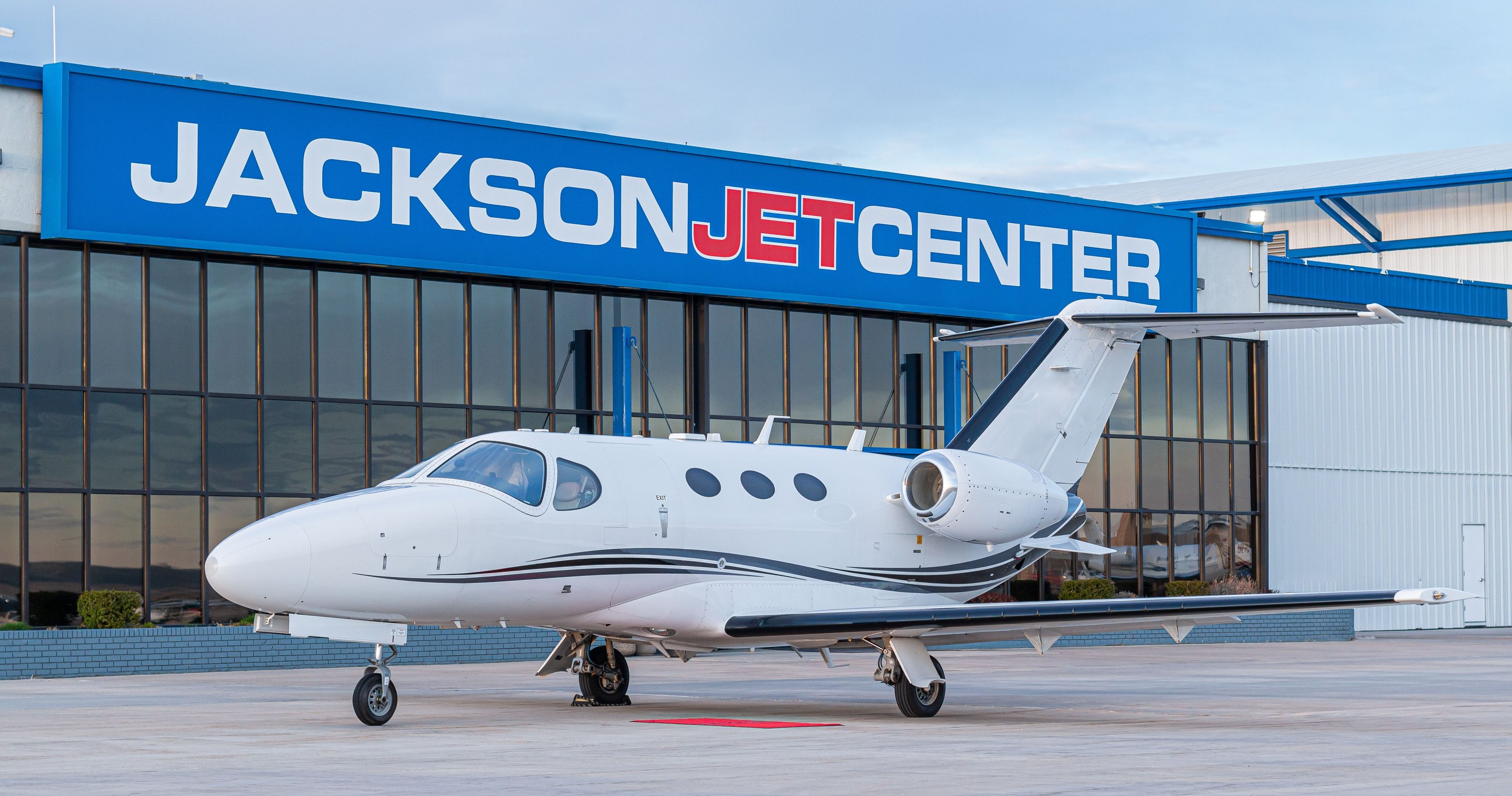 emptyLeg