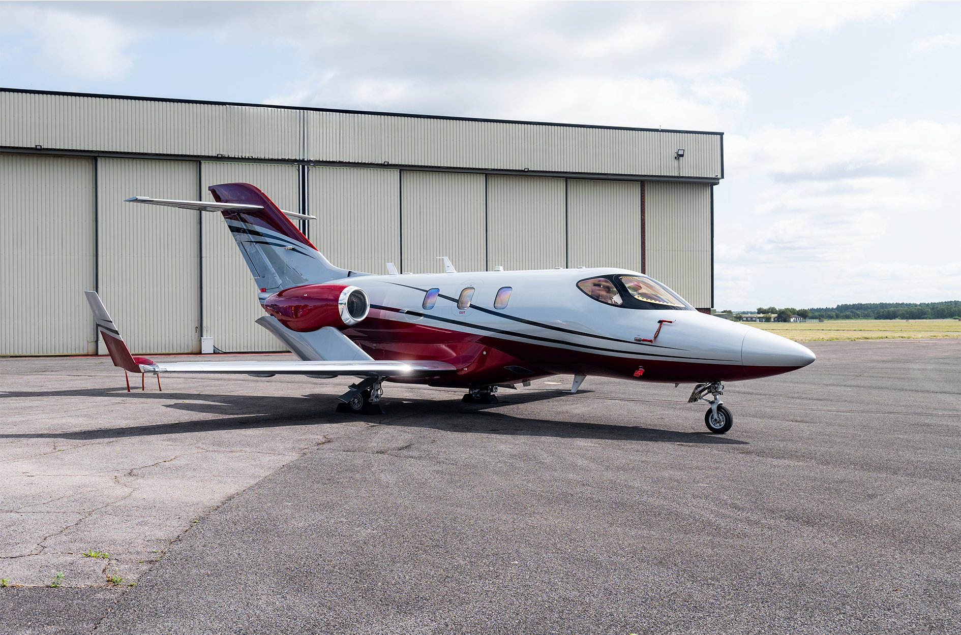 emptyLeg