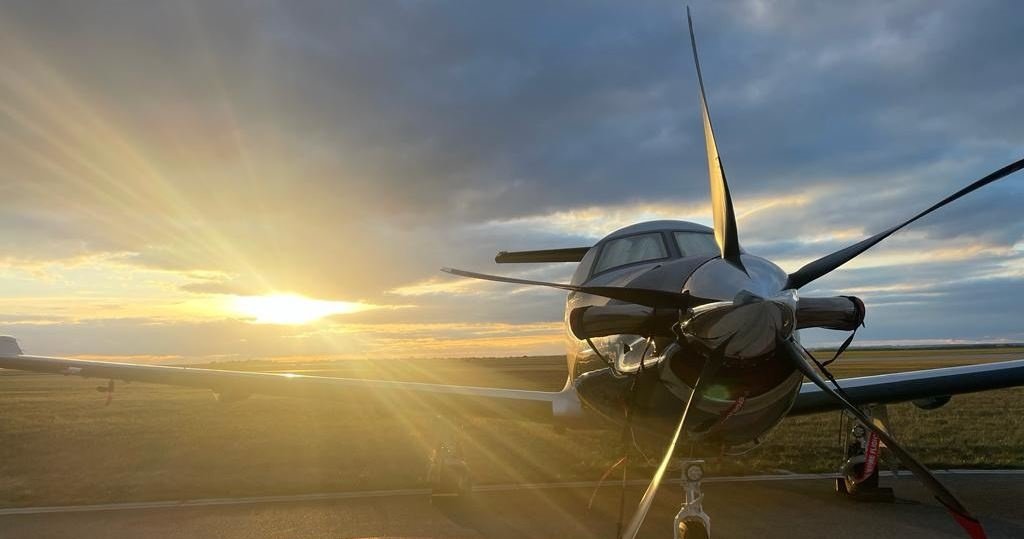 emptyLeg