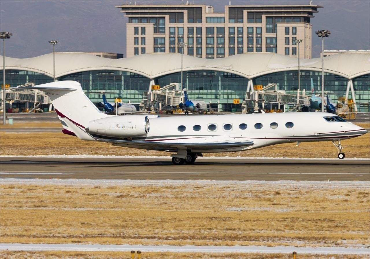 emptyLeg