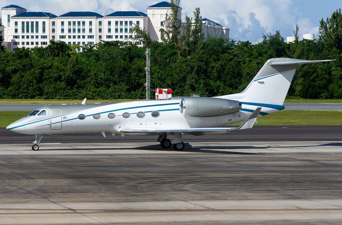emptyLeg